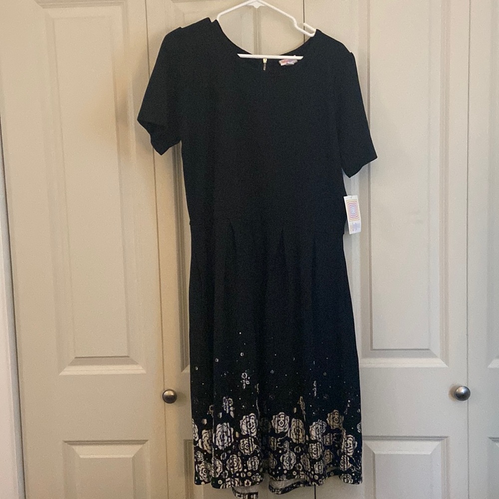 Black and white 3xl lularoe Amelia